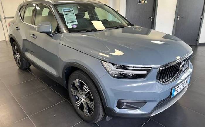 VOLVO XC40 INSCRIPTION T3 163CH Geartronic 8 *** ENTIEREMENT REVISEE - ETAT EXCEPTIONNEL - GARANTIE COMPLETE 12 MOIS ***