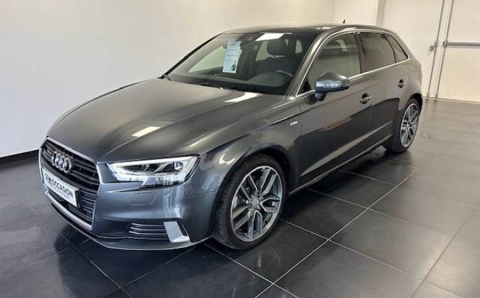 AUDI A3 SPORTBACK 40 TFSI 190 S tronic 7 Quattro Sport