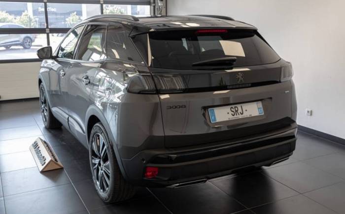 PEUGEOT 3008 GT 225 CH EAT8 HYBRID RECHARGEABLE PHEV *** VEHICULE DE DIRECTION ***