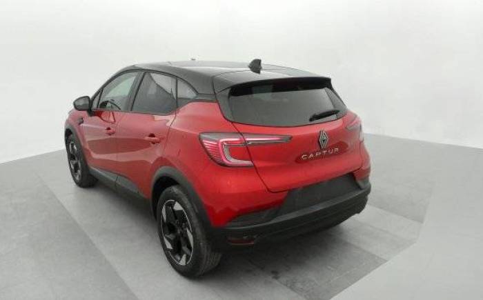 RENAULT CAPTUR NOUVEAU MILD HYBRID 140 TECHNO