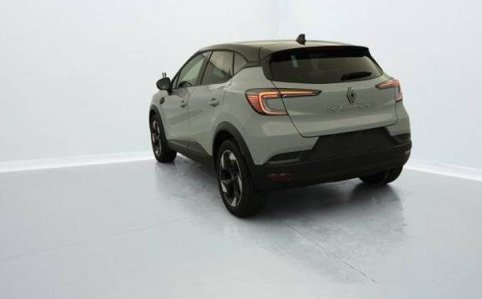 RENAULT CAPTUR NOUVEAU MILD HYBRID 140 TECHNO