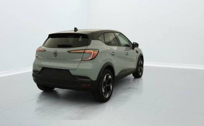 RENAULT CAPTUR NOUVEAU MILD HYBRID 140 TECHNO